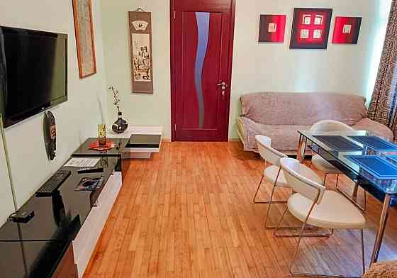 3-кімнатна, Антоновича вул. (Горького), 140, Голосіївський Kiev