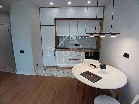 Оренда Квартира 1-кімнатна, 12/25 поверх на Просп. Європейського Союзу, 51 Киев