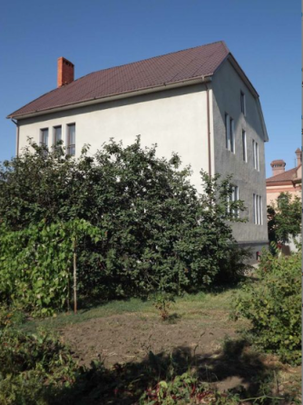 Дом Червоный хутор  385 м2  2 этажа 4 уровня   белый кирпич  2002 года на участке 10 соток правильной формы Лиманка