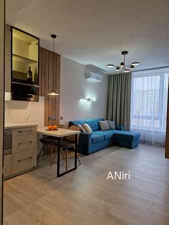 Продаж Квартира 1-кімнатна, 15/25 поверх на Олександра Олеся вул., д. 5А Kiev