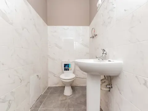 Здається    Чернівці Сергія Скальда (Комарова Володимира) вулиця Чернівці - фото 6