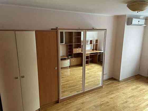 Оренда Квартира 1-кімнатна, 9/16 поверх на Григоренко Петра просп., 12 Kiev