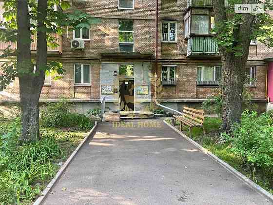 Продаж 2к квартири під ремонт біля парку Відрадний Киев