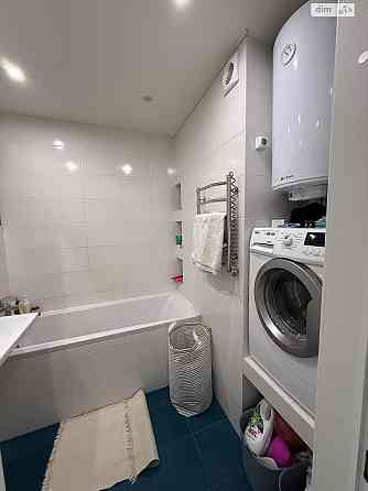 Продаж Квартира 2-кімнатна, 3/7 поверх на Стеценка вул., д. 75 Kiev