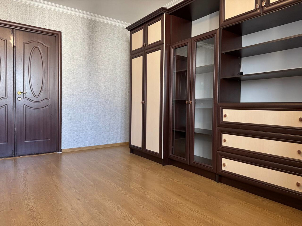 Продаж Квартира 3-кімнатна, 8/9 поверх на 8 Марта ул. Dnipro - photo 5