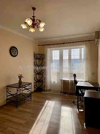 Продаж Гараж/паркомісце на Голосіївський пр-т, 74 4/4 поверх Київ