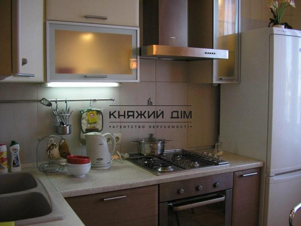 Шикарна 2-х.ком. роздільна квартира з євроремонтом. Метро Палац Украіна.Код 1159931. Київ - фото 2