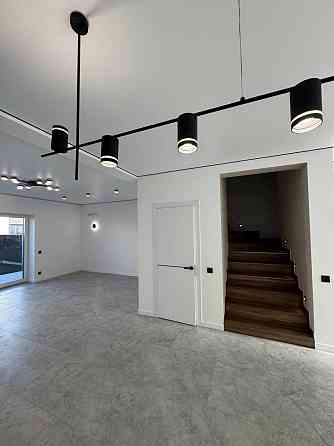 Продаж Будинок на місячна Крихівці