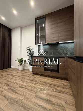 Оренда Квартира 1-кімнатна, 27/35 поверх на вул. Берестейський Kiev