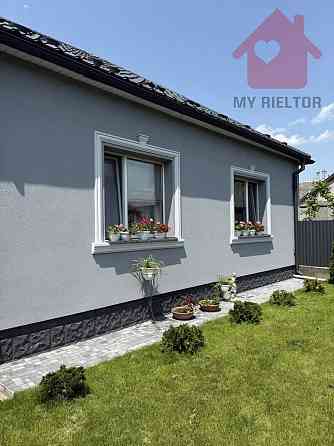 Продаж двох житлових будинків на одній ділянці! 