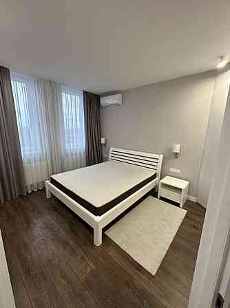 Оренда Квартира 1-кімнатна, 24/27 поверх на ул. Рижская, 73г Київ