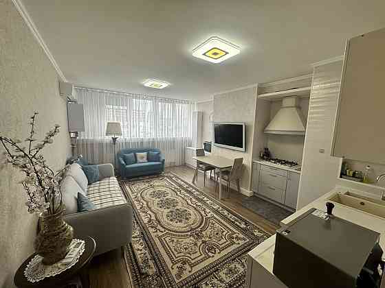 Продаж Квартира 3-кімнатна, 5/9 поверх на Содружества ул., 10 Дніпро