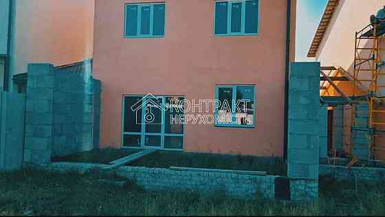 Продаж Будинок 5-кімнатний на вул. новоолешківська Песочин