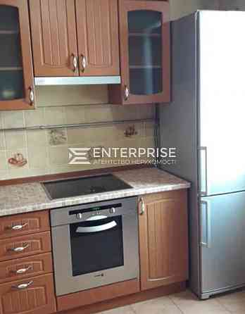 Продаж Квартира 2-кімнатна, 15/18 поверх на вул. Ревуцкого Київ