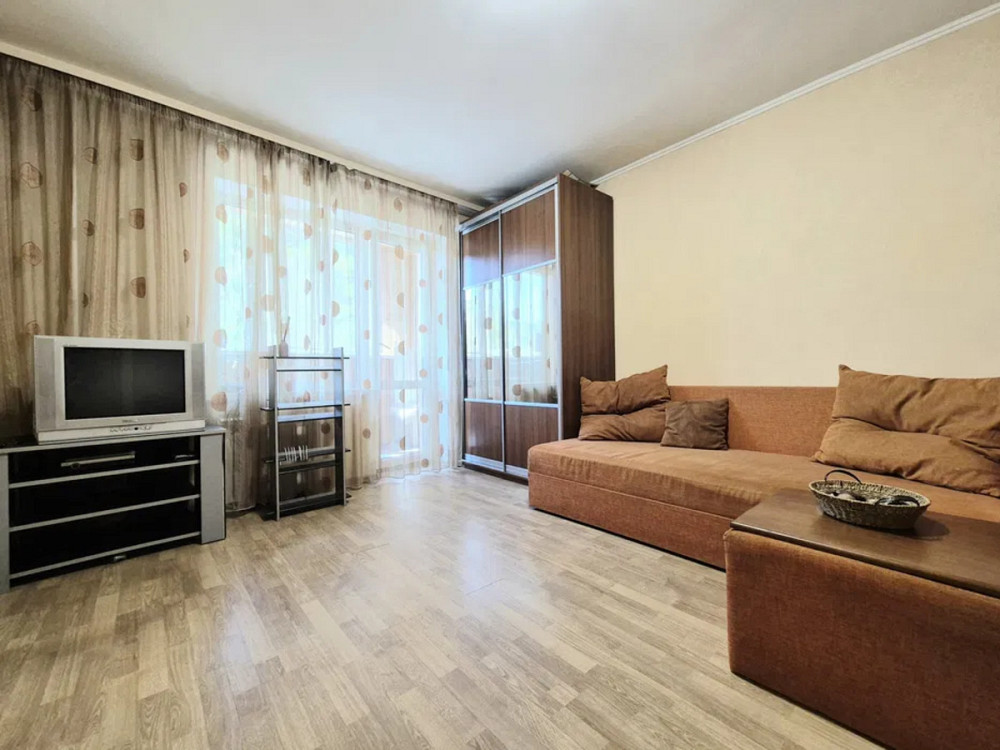 Оренда Квартира 1-кімнатна, 4/9 поверх на вул. Райдужна, 13В Київ - фото 1