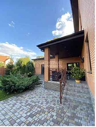 Продаж Будинок 6-кімнатний на вул. Робесп'єра Харків