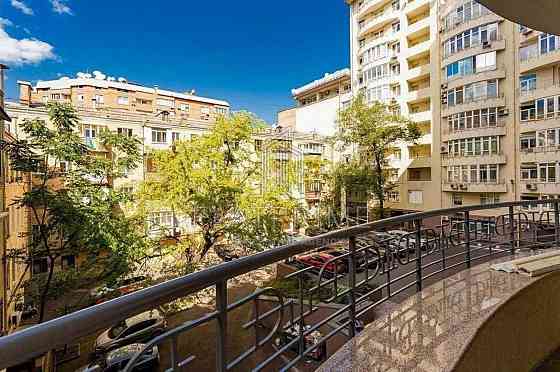 Продаж Квартира 2-кімнатна, 15/16 поверх на Олександра Кониського вул., д. 46/11 Київ