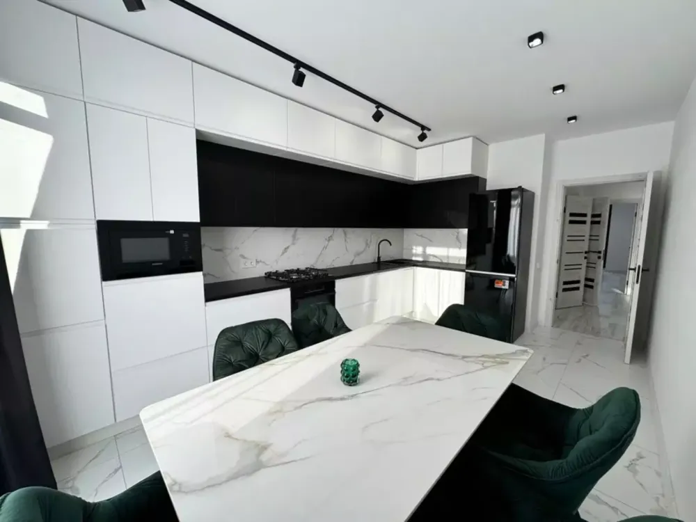 Продаж Квартира 3-кімнатна, 11/13 поверх на вул. Княгинин Івано-Франківськ - фото 1