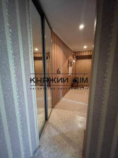 Продаж 1-кімнатної квартири, метро Звіринецька (Дружби народів). № 21145303 Київ - фото 2