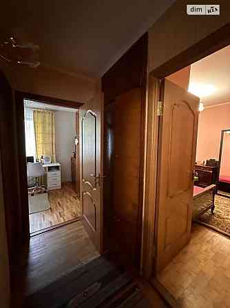 Продаж Квартира 3-кімнатна, 1/5 поверх на Соняшникова (Гладкова), 5 Вінниця