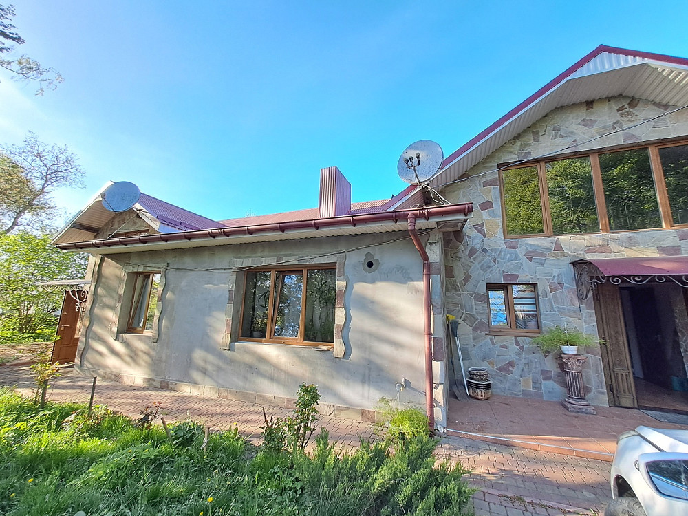 Продаж заклад громадського харчування на Хмельницького Б. вул., 2 поверх - 1/2 Жизномир - фото 1