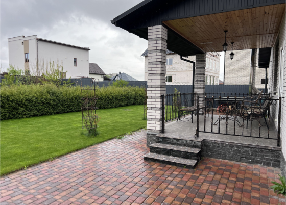 Продаж 2-поверховий Будинок з ділянкою 8 сот 136 кв.м 3 кімн. на Станишівка Zhytomyr