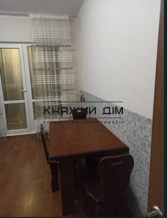 Оренда Квартира 1-кімнатна, 19/25 поверх на Ревуцкого ул. Киев