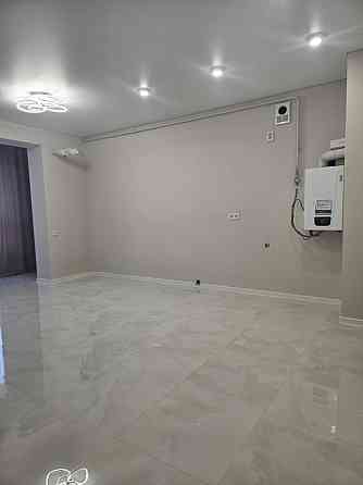 Продаж Квартира 1-кімнатна, 1/4 поверх на вул. Захисників Маріуполя Ровно