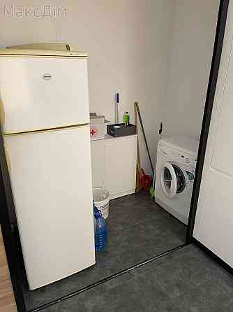 Оренда Будинок 6-кімнатний на вул. Бічна 