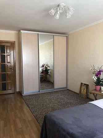 Оренда Квартира 1-кімнатна, 12/16 поверх на ул. Санаторная, 18 Київ