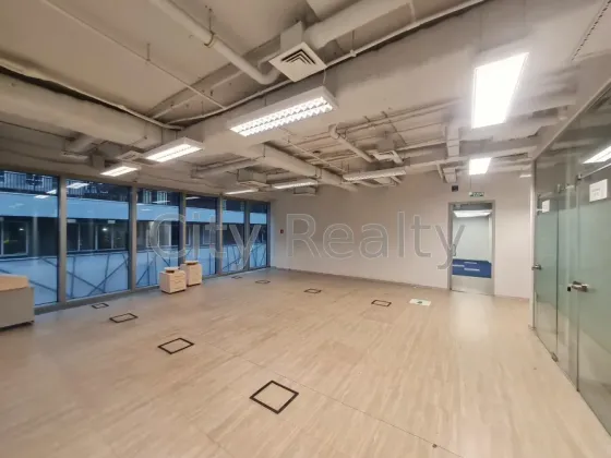 Сдаётся Офисные помещения площадь 740.2 кв.м 2-й этаж Киев Лейпизька 15 Киев