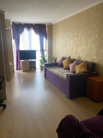 Оренда Квартира 1-кімнатна, 15/26 поверх на вул. Драгоманова, 12 Київ