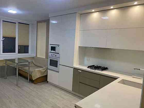 Оренда Квартира 1-кімнатна, 9/11 поверх на ул. Академика Туполева Київ