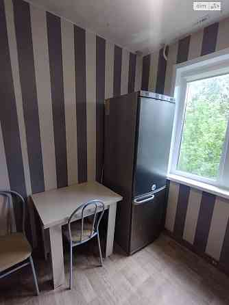 Продаж Квартира 1-кімнатна, 2/6 поверх на Леси Украинки вул., д. 10А Київ