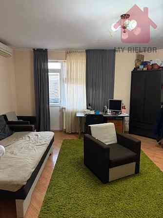 Продаж Квартира 2-кімнатна, 6/16 поверх на Легоцького Ужгород