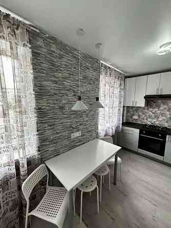 Оренда Квартира 2-кімнатна, 4/5 поверх на ул. Академика Грекова, 18а Киев