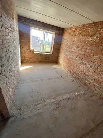 Продаж 2-поверховий   107 кв.м 4 кімн. на мас. Київський  - фото 19