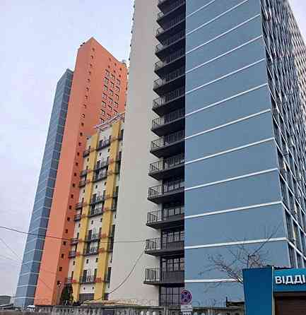 Продаж Квартира 1-кімнатна, 13/14 поверх на Крайня, 1 Киев