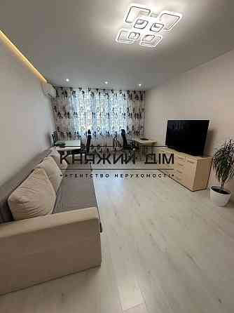 Продаж 3 кімнатна квартира ЖК 4 Сезона КОД 21146834 Київ