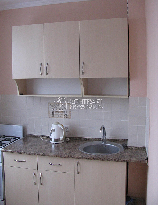 Оренда Квартира 1-кімнатна, 8/9 поверх на вул. Петра Свинаренка Харків - фото 1