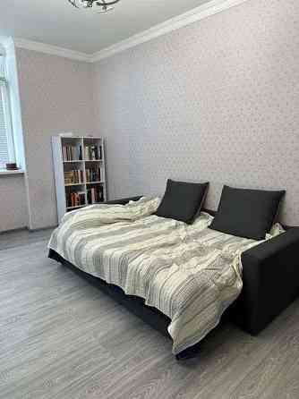 Оренда Квартира 1-кімнатна, 2/24 поверх на ул. Феодосийская, 3в Kiev