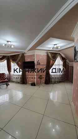 Аренда шикарного 2-х этажного дома с бассейном Требухов Броварской р-н. № 139033 Требухів