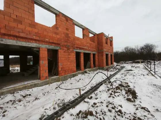 Продаж 2-поверховий Котедж з ділянкою 1.5 сот 110 кв.м 3 кімн. на Олени Пчілки Ужгород