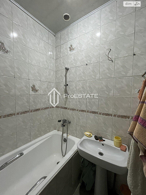 Продаж Квартира 3-кімнатна, 5/5 поверх на вул. Харьковское Київ - фото 8