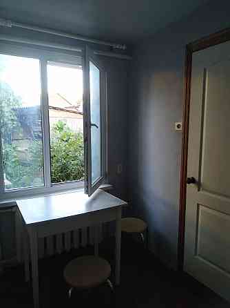 Оренда Квартира 1-кімнатна, 1/1 поверх на Циалковського, 2 Киев