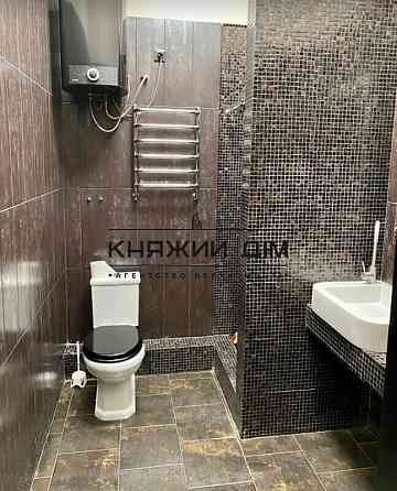 Продаж роздільної 2-х к. квартири на Подолі м. Контракова Площа. №21146493 Kiev