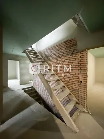 Продаж 2-поверховий   260 кв.м 7+ кімн. на Хрещата вулиця 120 Підгайці - фото 2