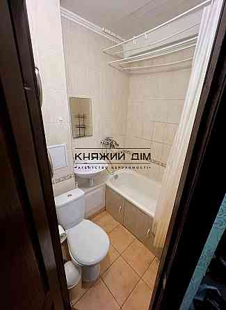 Продаж 1 кімнатна квартира м. Лісова КОД 21147118 Київ