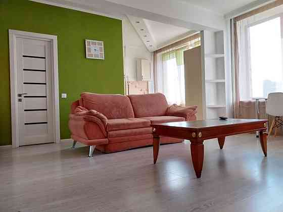 Оренда Квартира 2-кімнатна, 15/16 поверх на бульв. Лесі Українки, 36 Б Киев