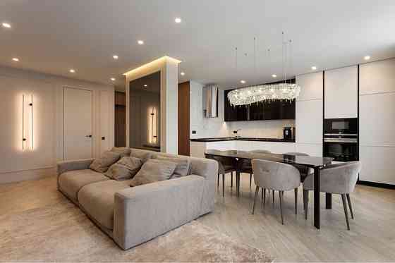 Продаж Квартира 3-кімнатна, 19/26 поверх на Зарічна вул., д. 1-В Киев